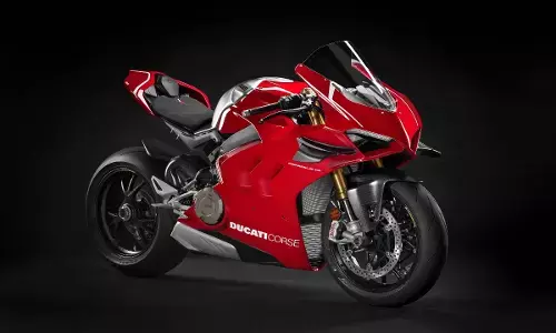 ducati-panigale-v4-r-coming-to-india-in-2026 check details