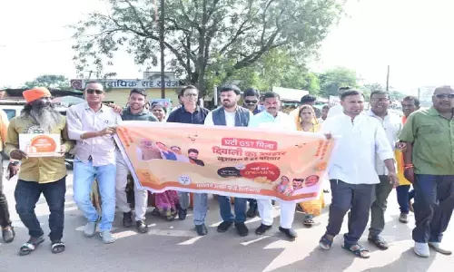 MLA अनुज शर्मा ने बाजार में लोगों से किया सीधा संवाद, बोले- सुधारों से मजबूत होगी अर्थव्यवस्था