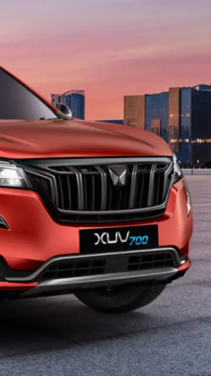 जीएसटी कम होने के बाद 2.24 लाख रुपये सस्ती हुई महिंद्रा XUV700, देखें पूरी डिटेल्स