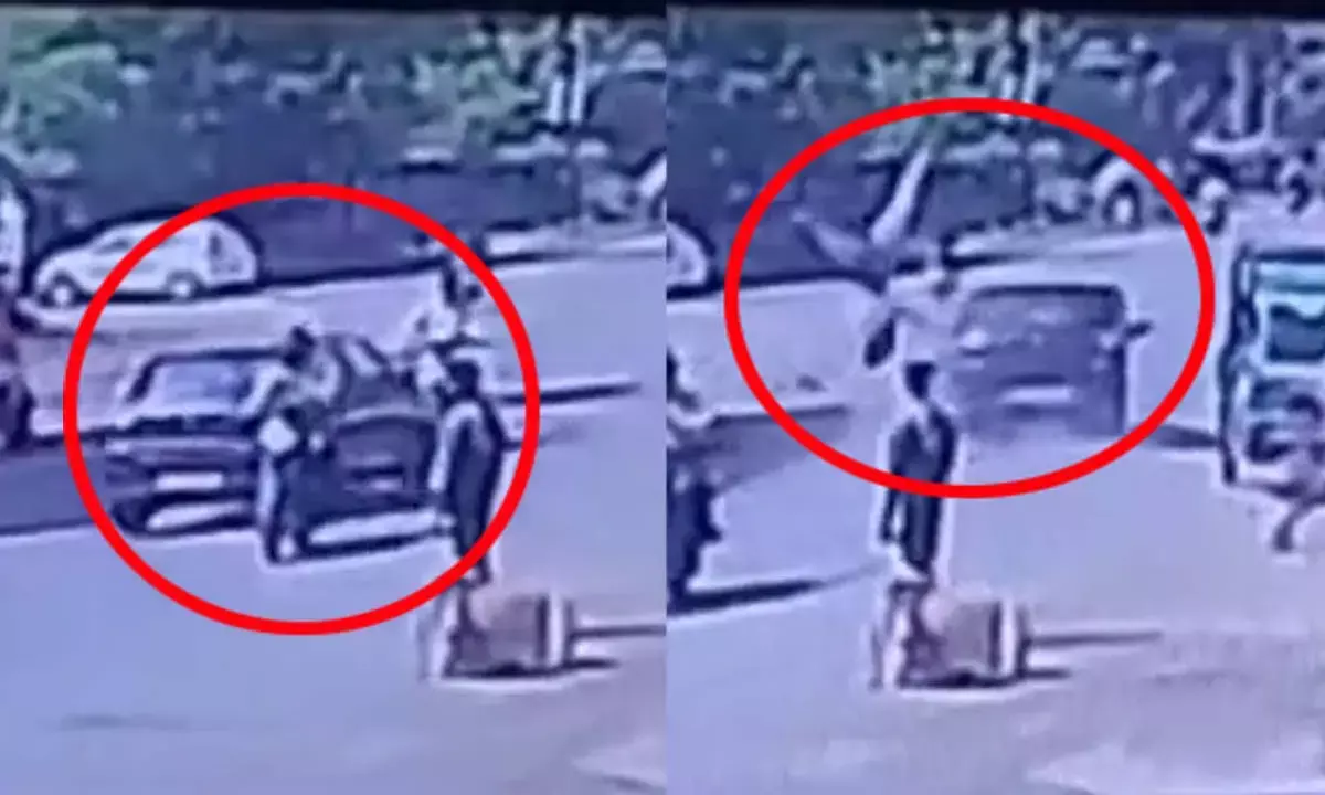 कार ने मारी बाइक सवार को जोरदार टक्कर