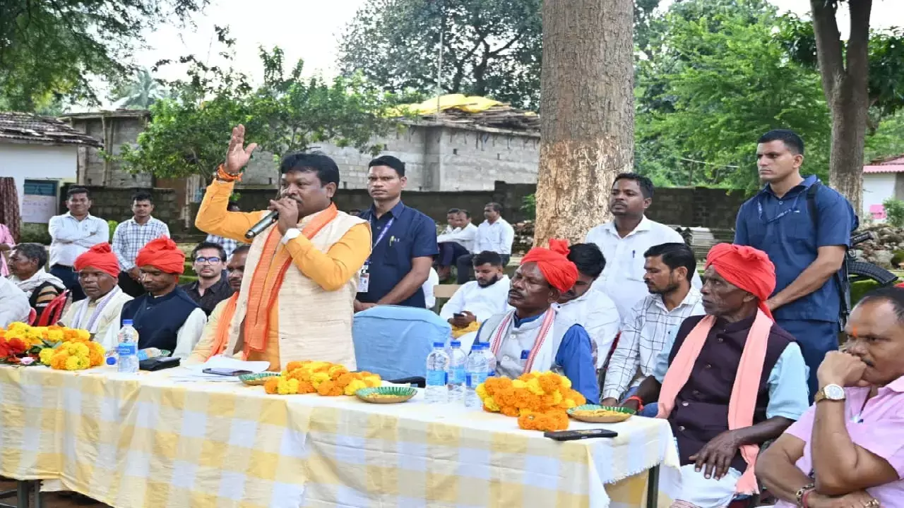 किलेपाल परगना द्वारा रथ खींचने की परंपरा को लेकर हुई बैठक किलेपाल परगना द्वारा रथ खींचने की परंपरा को लेकर हुई बैठक