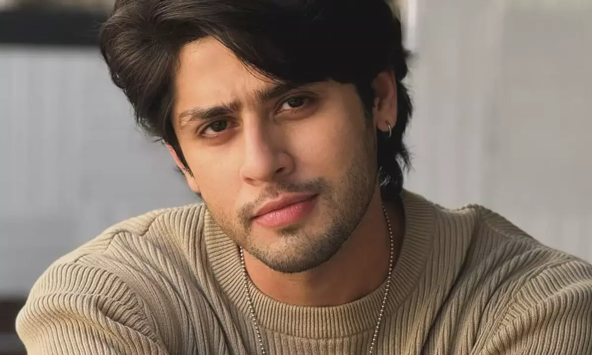 जिबरान खान के साथ 34 लाख की ठगी, कैफे मैनेजर ने पर केस दर्ज, जानें मामला जिबरान खान के साथ 34 लाख की ठगी, कैफे मैनेजर ने पर केस दर्ज, जानें मामला