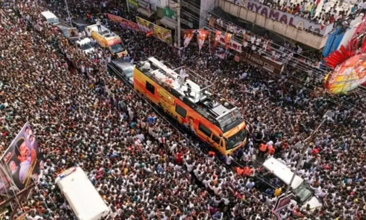 Tamil nadu Actor Vijay Rally stampede news