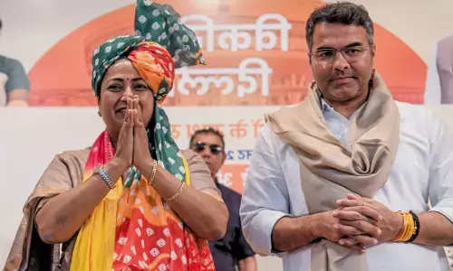 CM Rekha Gupta and Minister Parvesh Verma