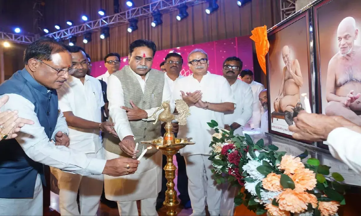 मैत्री महोत्सव में शामिल हुए CM साय : बोले- जैन समाज के तीर्थंकरों ने दुनिया को दिया वसुधैव कुटुम्बकम का संदेश