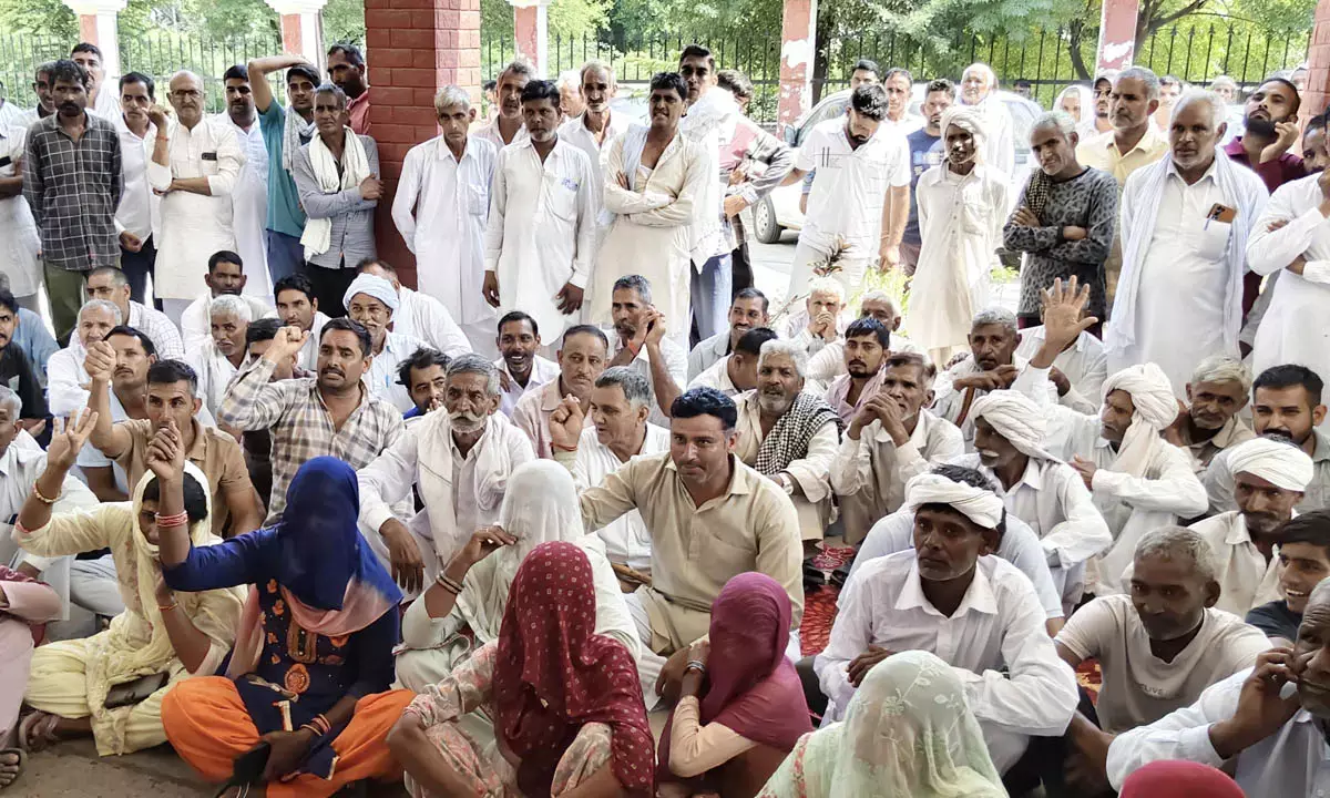 fatehabad sarpanch protest