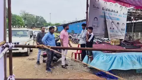 पार्किंग के नाम पर श्रद्धालुओं से वसूली