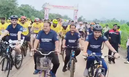 हजारों प्रतिभागियों ने लिया हिस्सा, भारत माता की जय से गूंजा शहर