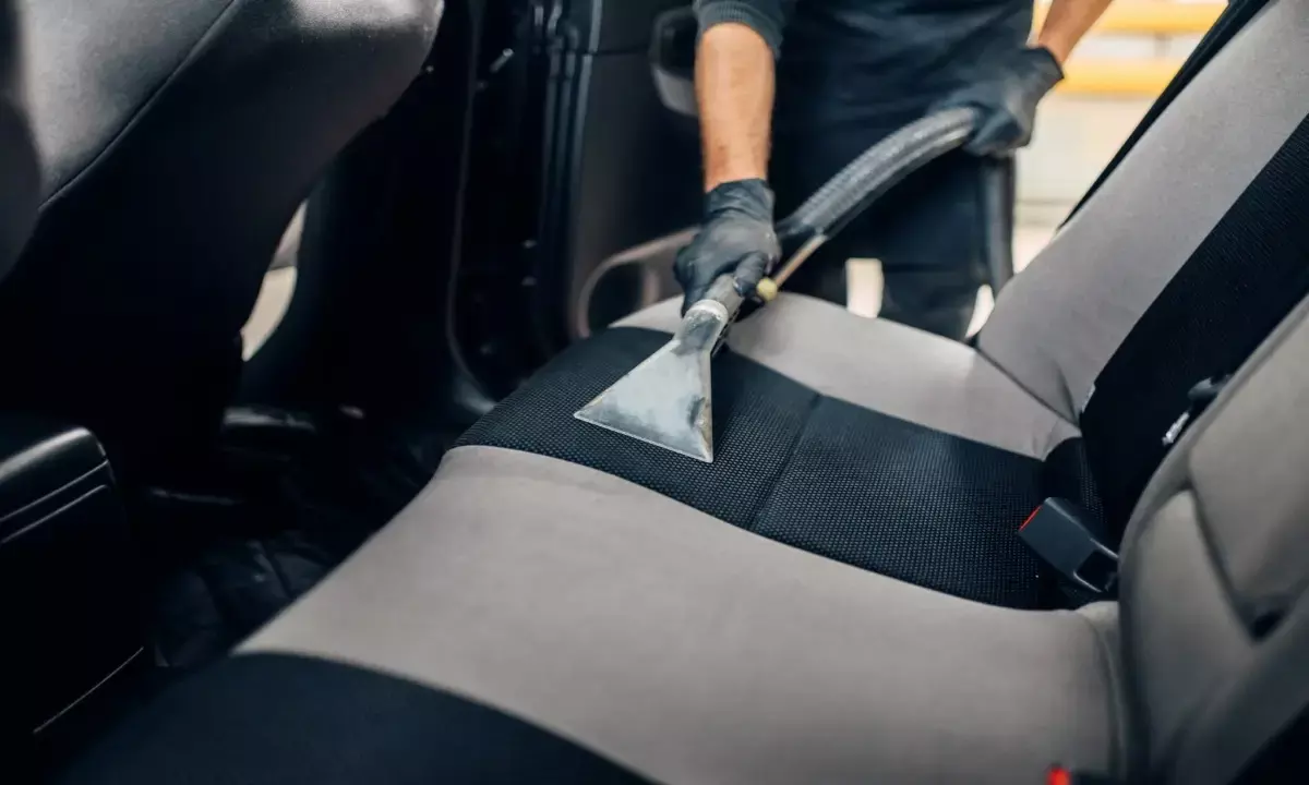 5 best tricks to keep your car interiors clean details