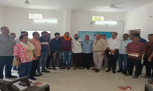 बैकुंठपुर जिला जर्नलिस्ट क्लब का चुनाव : प्रवींद्र सिंह एक बार फिर बने अध्यक्ष, कार्यकारिणी भी रिपीट