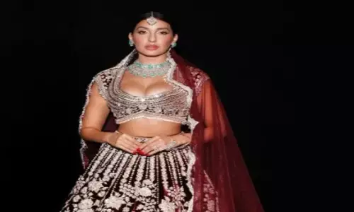 एक्ट्रेस नोरा फतेही का ट्रेडिशनल लुक