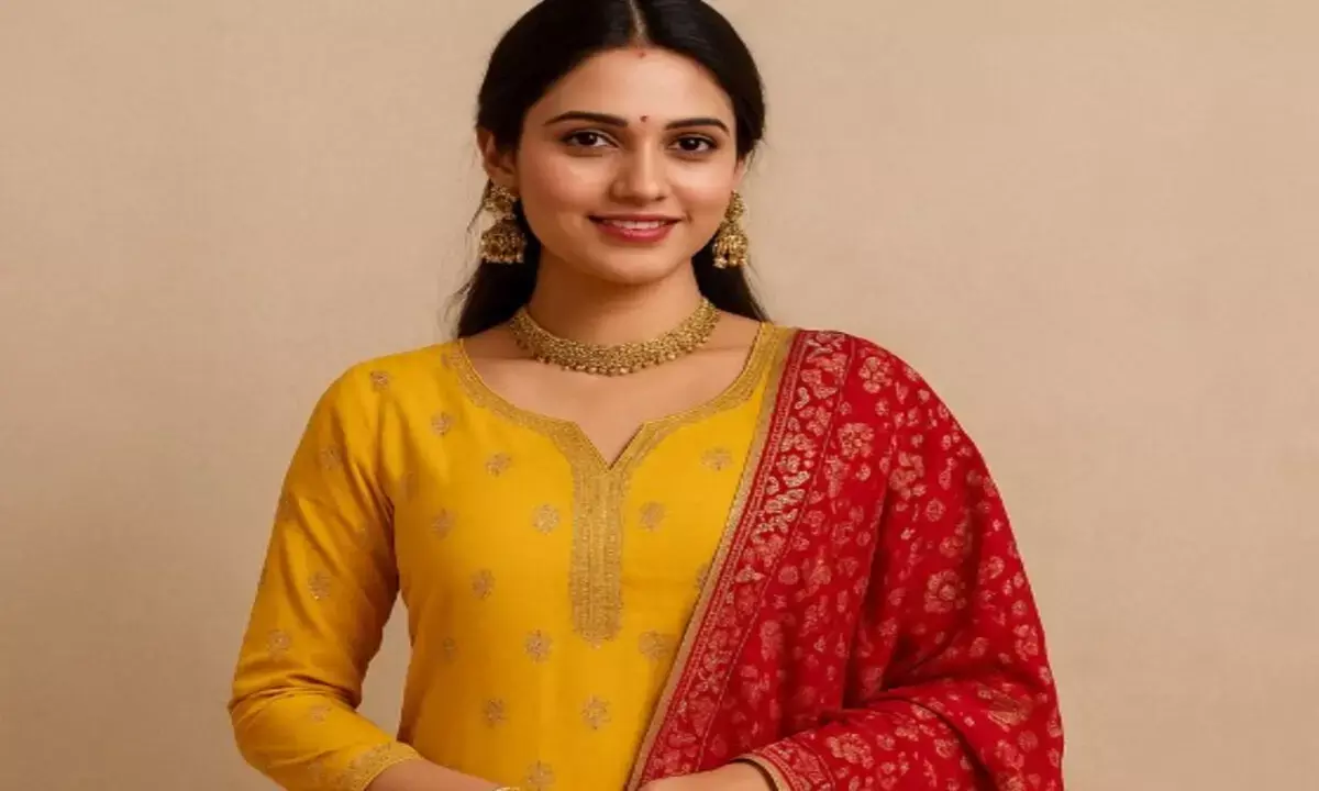 ऑफिस जाने के लिए पहनें ये सूट