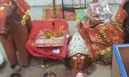 शीतला और मावली माता का स्वरूप