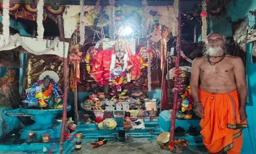खप्पर वाले घर में 100 सालों से विराजित है मां महाकाली : ग्रामीण अंचल में बिना दिखावे के विधिवत हर नवरात्र में होता है हवन पूजन