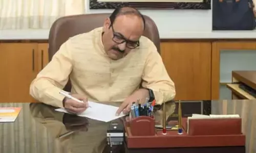 आईएएस अधिकारी विकास शील