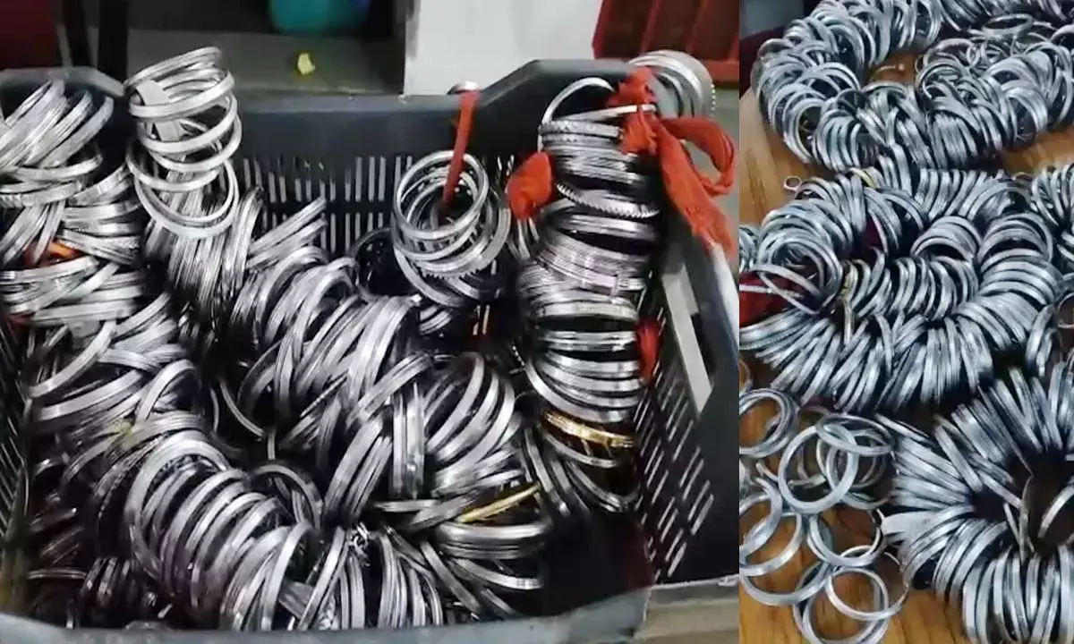 बदमाशों पर पुलिस ने कसा शिकंजा