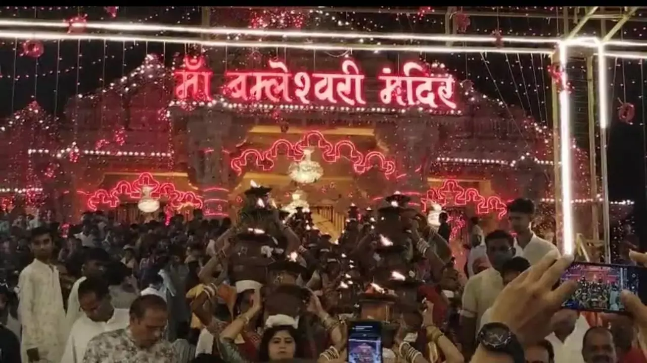 ज्योति कलशों का विसर्जन ज्योति कलशों का विसर्जन