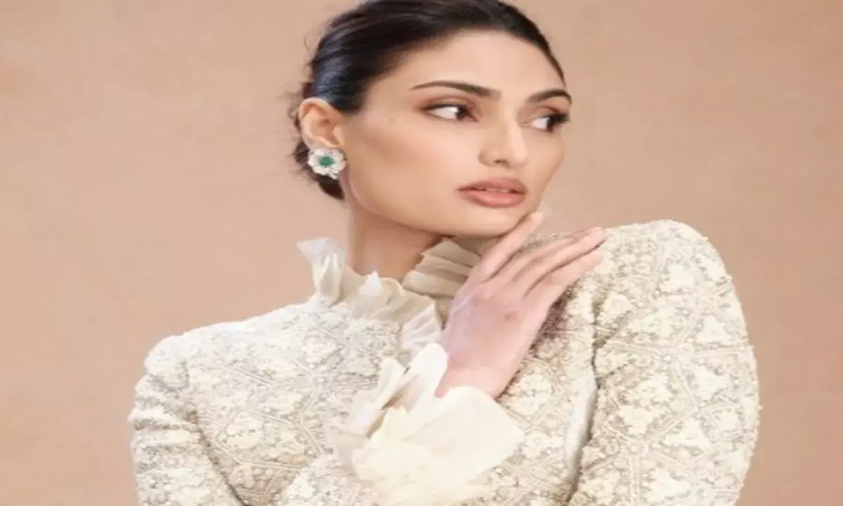 एक्ट्रेस अथिया शेट्टी का खूबसूरत लुक