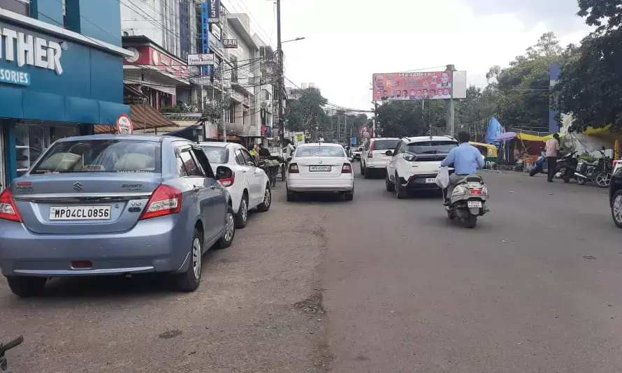 New Market Bhopal Traffic Problem