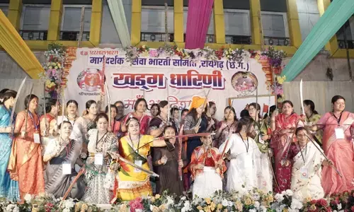 खड़्गधारिणी गरबा का भव्य आयोजन