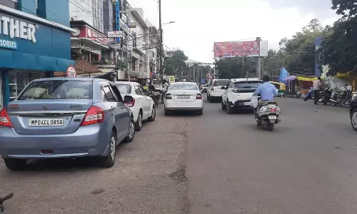 New Market Bhopal Traffic Problem