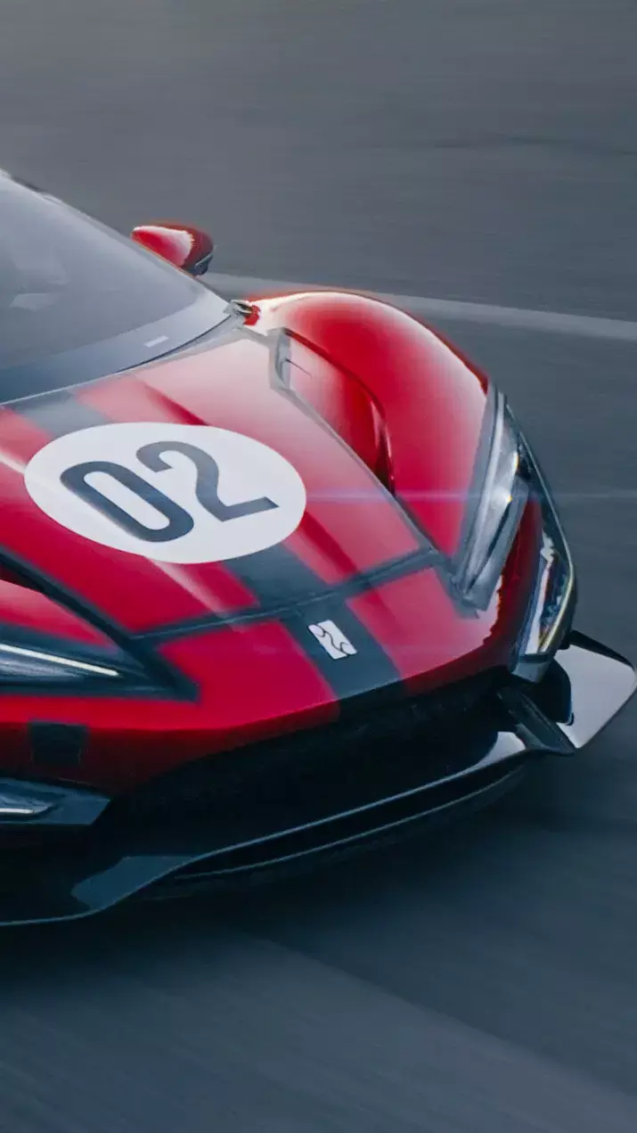 इस कार ने रचा इतिहास, 496.22 kmph की रफ्तार से तोड़ा रिकॉर्ड