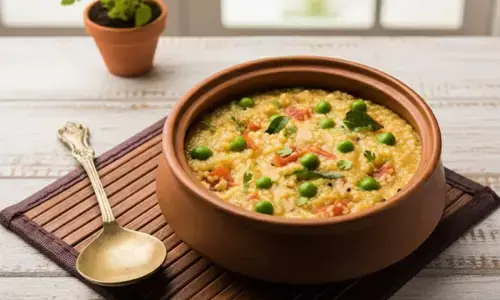 how to make hariyali matki khichdi