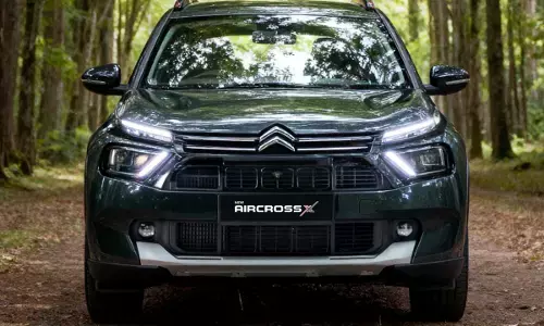 कई शानदार AI फीचर्स के साथ लॉन्च हुई ये नई SUV, सेफ्टी के लिए मिले 5-स्टार; जानिए कीमत