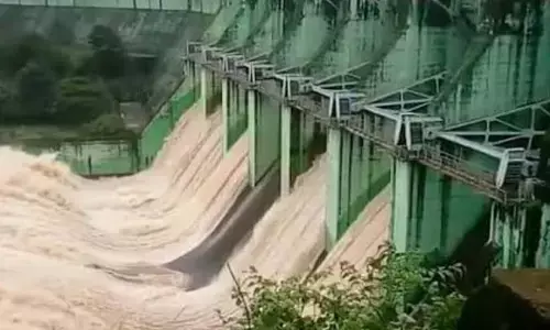 ख़ातिगुड़ा डेम से 1500 क्युमेक पानी छोड़ा गया