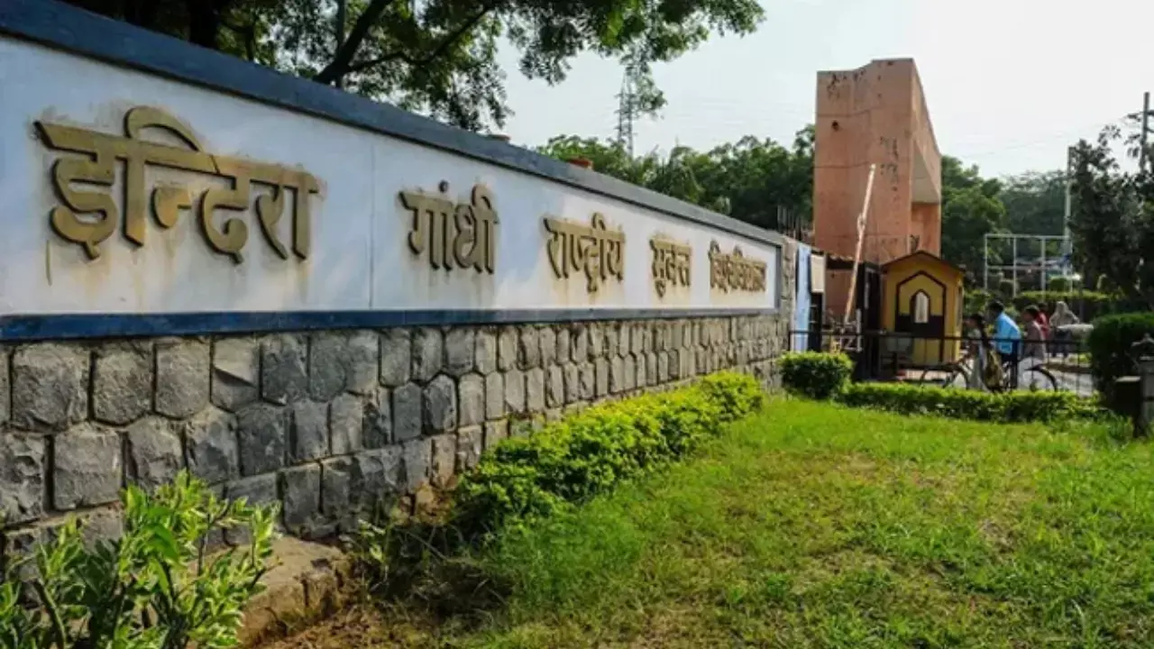 परीक्षा फॉर्म भरने की अंतिम तिथि बढ़ी, अब 20 अक्टूबर तक कर सकेंगे आवेदन परीक्षा फॉर्म भरने की अंतिम तिथि बढ़ी, अब 20 अक्टूबर तक कर सकेंगे आवेदन