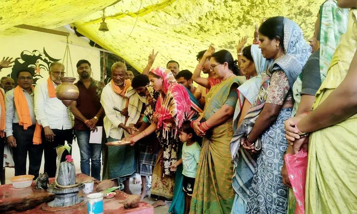 प्रलोभन में आकर बन गए थे ईसाई