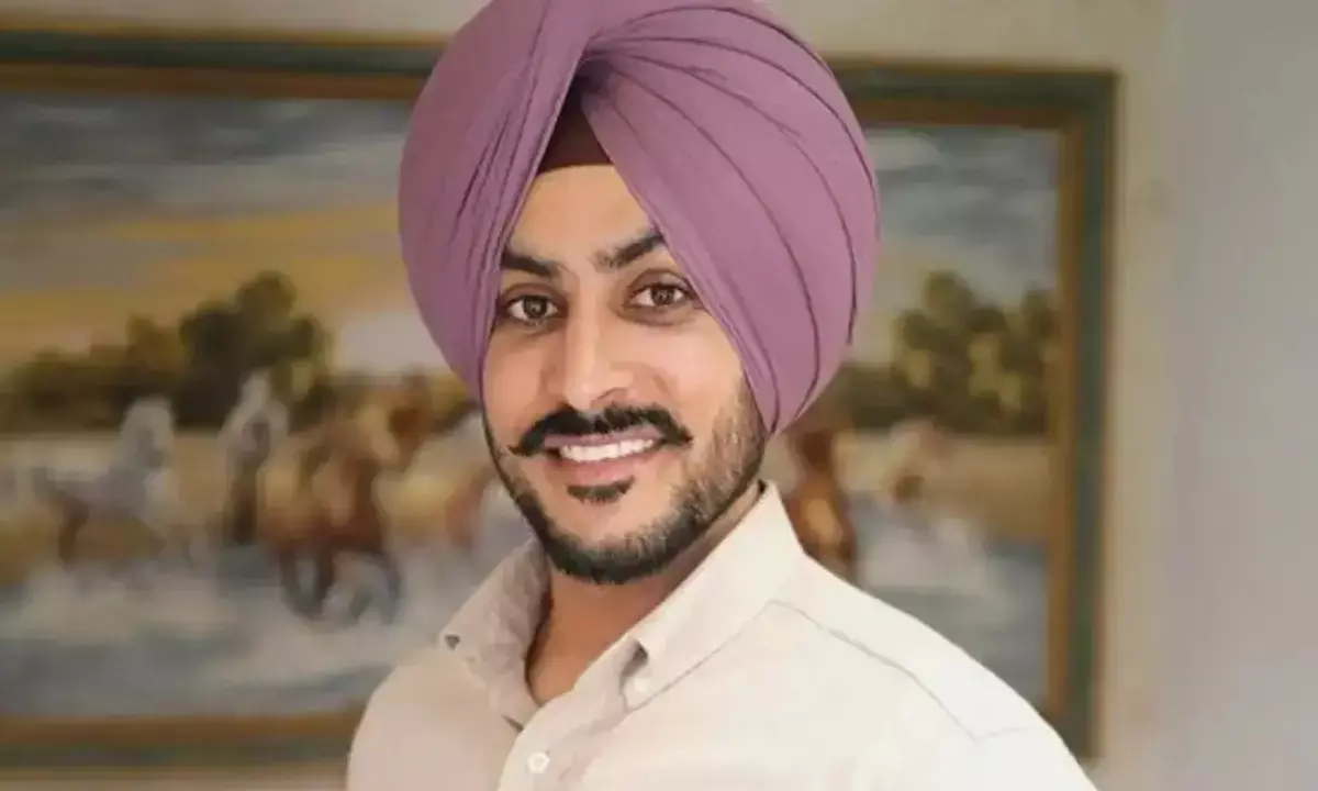 पंजाबी गायक राजवीर जवंदा का निधन, भयानक एक्सीडेंट के बाद 11 दिनों से वेंटिलेटर पर थे पंजाबी गायक राजवीर जवंदा का निधन, भयानक एक्सीडेंट के बाद 11 दिनों से वेंटिलेटर पर थे