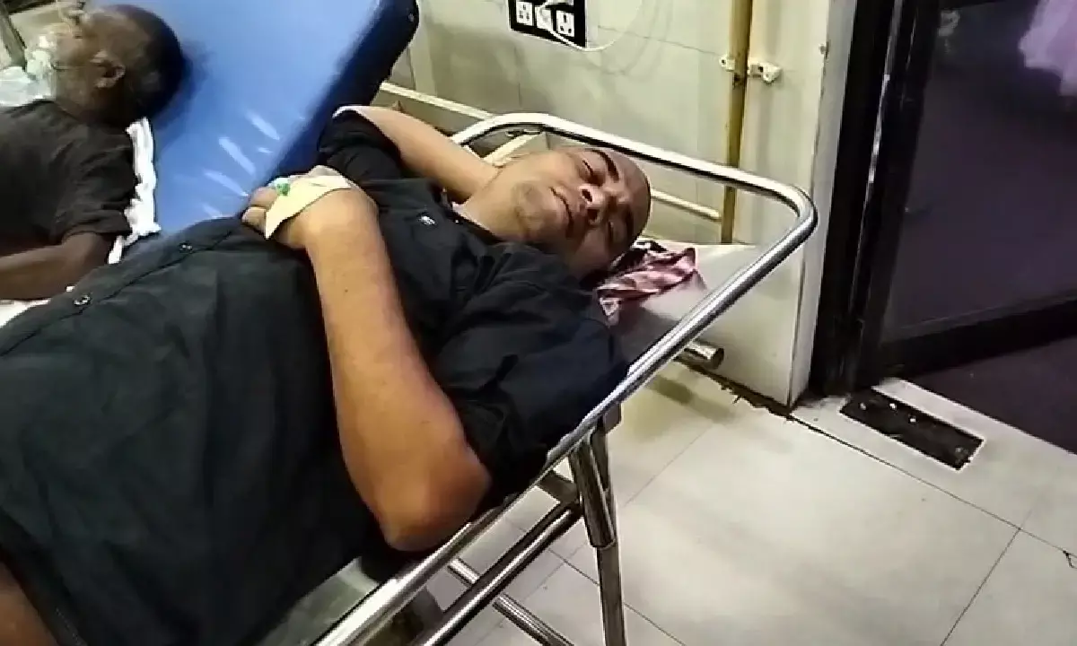 कैदी ने पिया सेनेटाइजर : अंबिकापुर जेल हुआ था फरार, पुलिस के पहुंचते ही पिया जहरीला पदार्थ