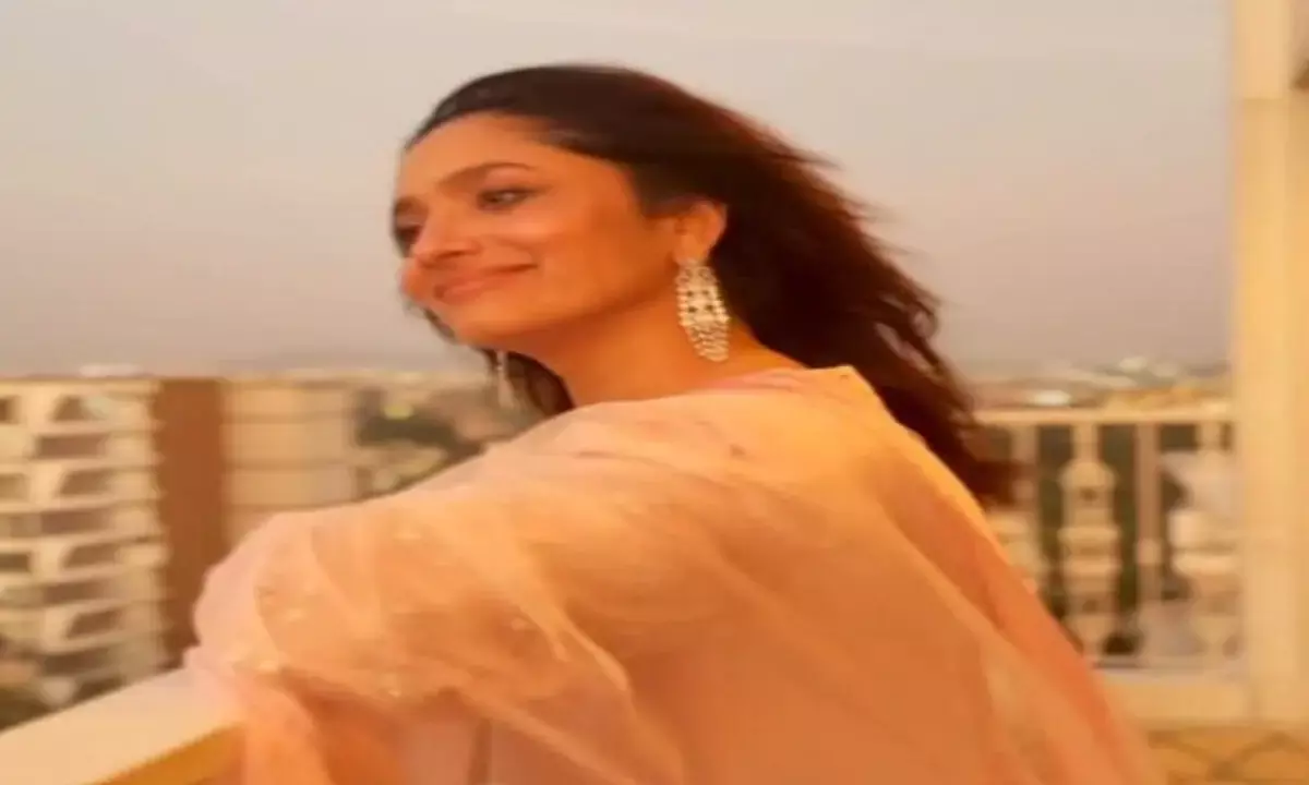 एक्ट्रेस अंकिता लोखंडे का ट्रेडिशनल लुक एक्ट्रेस अंकिता लोखंडे का ट्रेडिशनल लुक