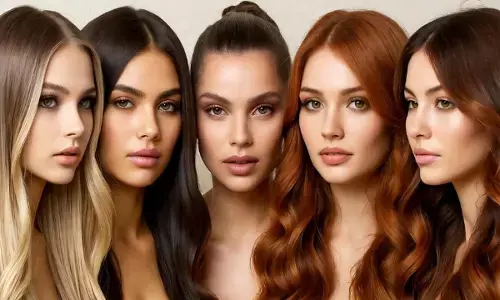 बालों में कलर करने का सही तरीका बालों में कलर करने का सही तरीका