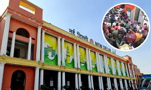 Railway officials changed platforms.