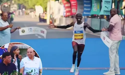 Kenyan athlete Alex Matata wins Delhi Half Marathon