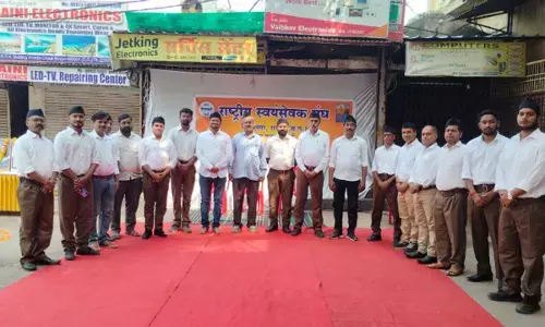 माधव नगर जोरापारा बस्ती में मनाया गया विजयदशमी उत्सव माधव नगर जोरापारा बस्ती में मनाया गया विजयदशमी उत्सव