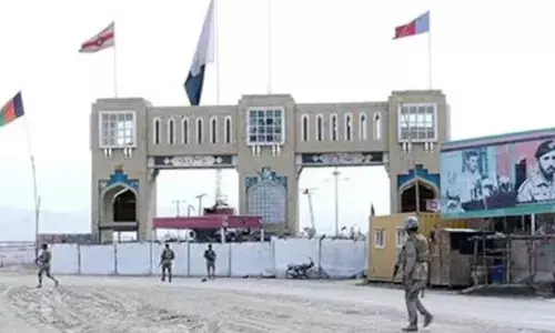 कुर्रम में टैंक नष्ट, चौकियों पर कब्जा, पाकिस्तानी सैनिकों के हथियार ज़ब्त