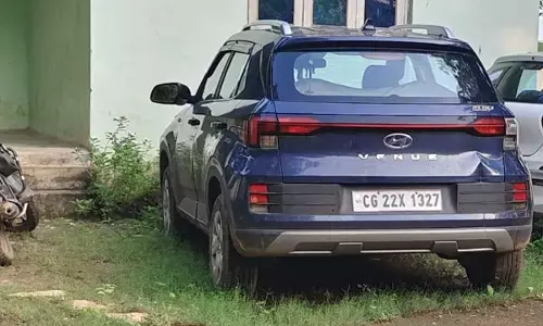 करील खाने का शौक पड़ा भारी : कांग्रेस नेता की गाड़ी वन विभाग ने की जब्त, 10 दिनों बाद भी चुप्पी साधे हैं अधिकारी