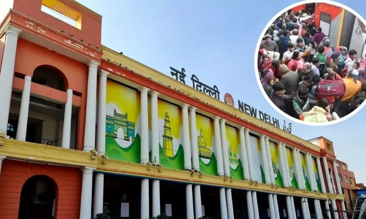 Sale of platform tickets stopped at 5 railway stations in Delhi Sale of platform tickets stopped at 5 railway stations in Delhi