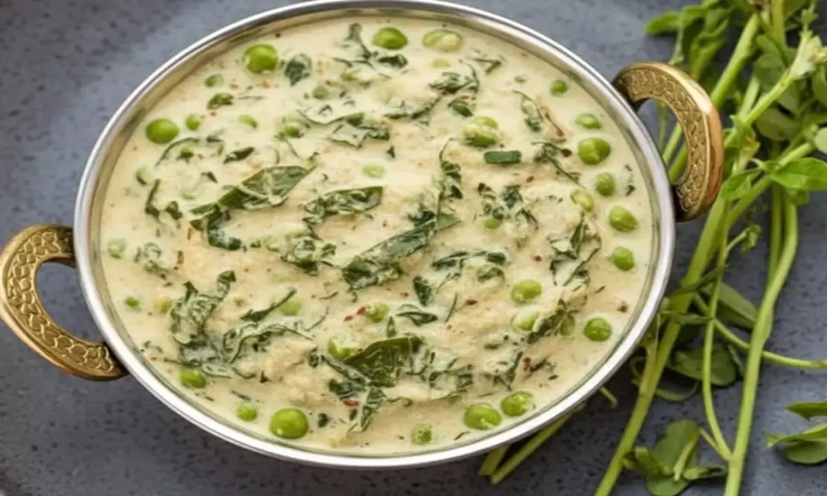 How to make methi matar malai