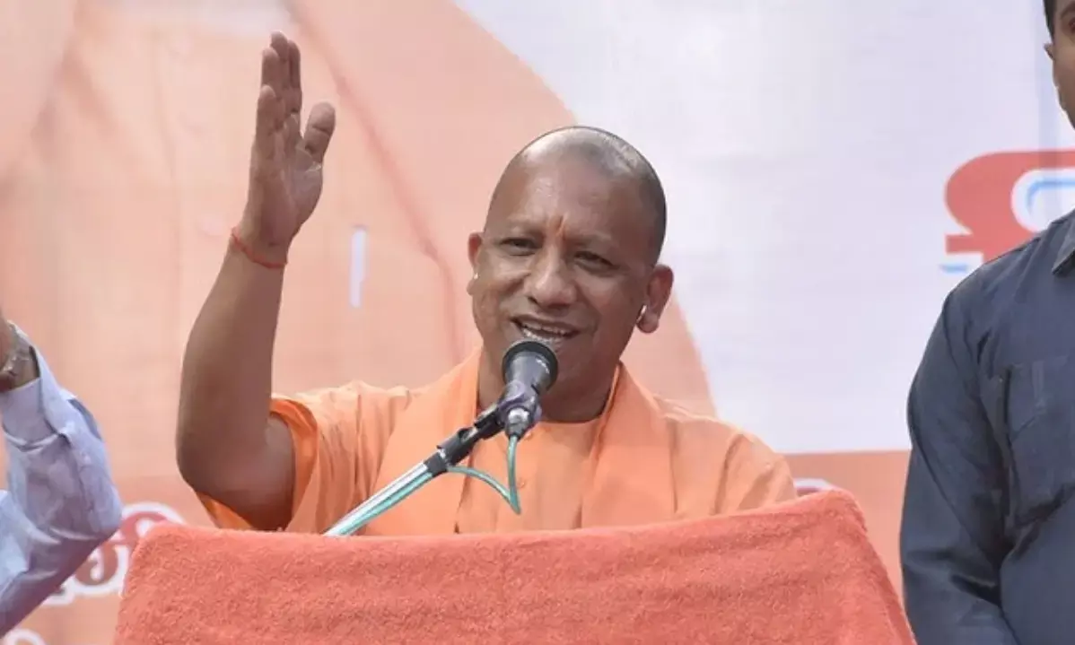 दीपावली पर सीएम योगी का कुम्हारों को बड़ा तोहफा- अब बिना आवेदन मिलेगा मिट्टी के लिए जमीन का पट्टा