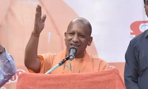 दीपावली पर सीएम योगी का कुम्हारों को बड़ा तोहफा- अब बिना आवेदन मिलेगा मिट्टी के लिए जमीन का पट्टा