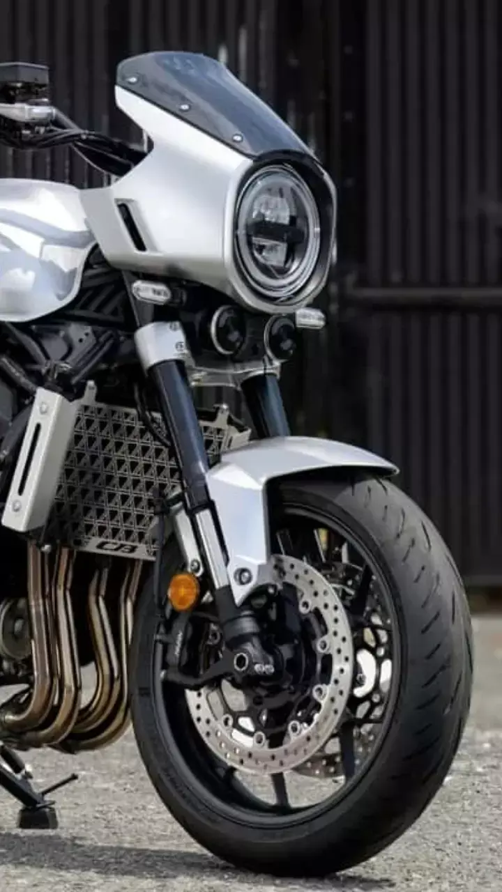 होंडा ने पेश किया नई धांसू बाइक CB1000F Retro Naked, देखें इसकी खासियत