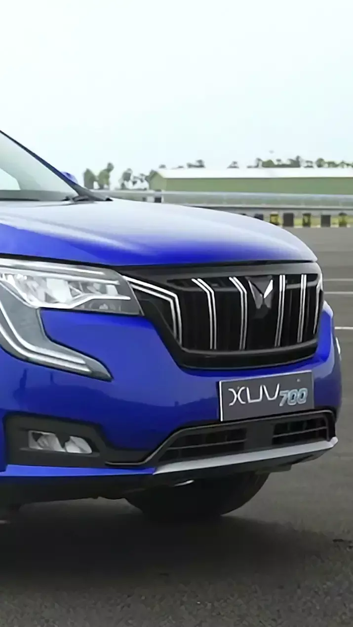 महिंद्रा XUV700 पर मिल रहा 1 लाख तक का भारी डिस्काउंट, देखें पूरी डिटेल्स