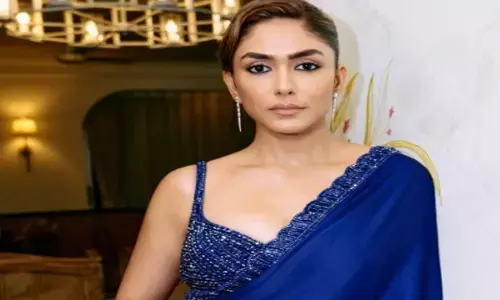 छोटी दिवाली पर पहनें मृणाल की ये खूबसूरत साड़ी, देखिए उनका पूरा लुक