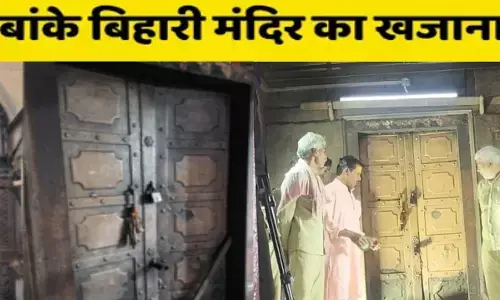 खाली बक्से और मलबा देख भक्तों को निराशा; बैंक लॉकर पर टिकी निगाहें!