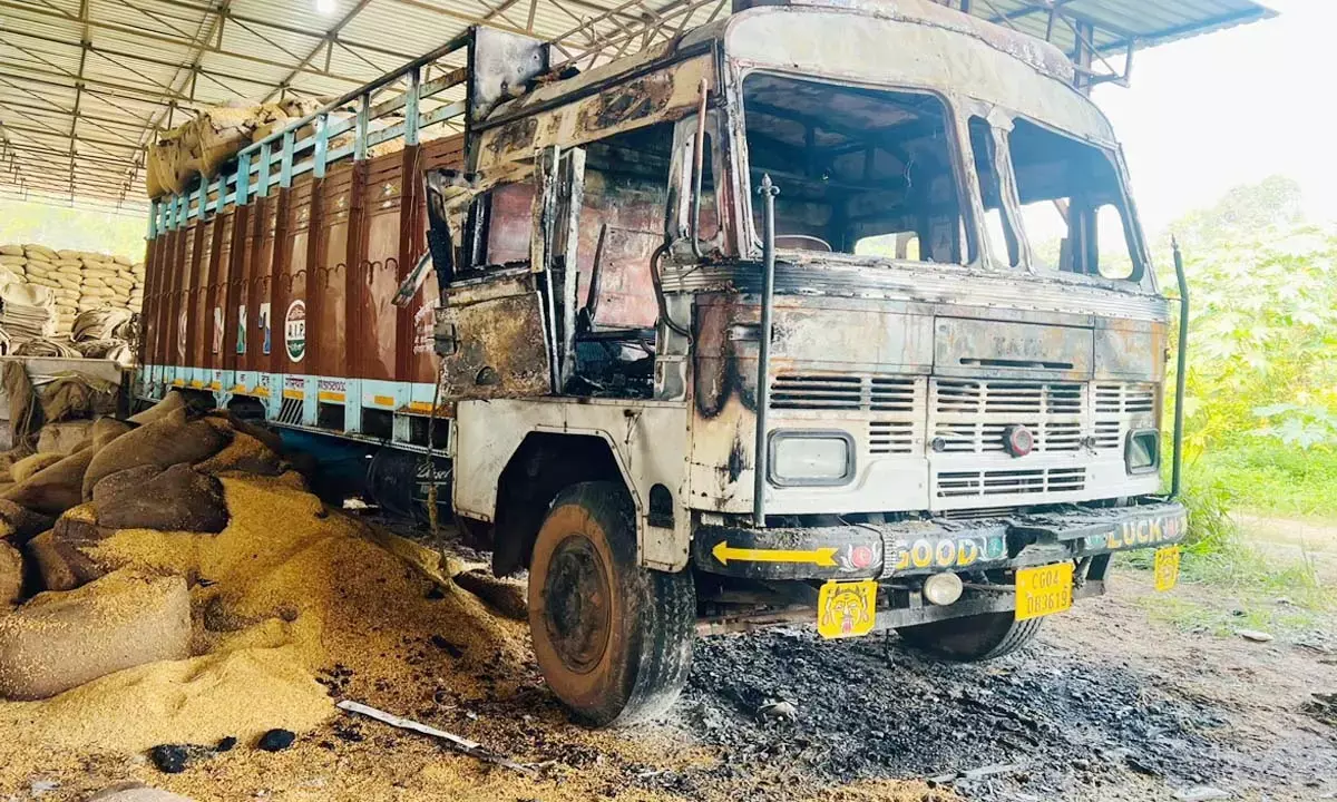 राइस मिल में लगी भीषण आग