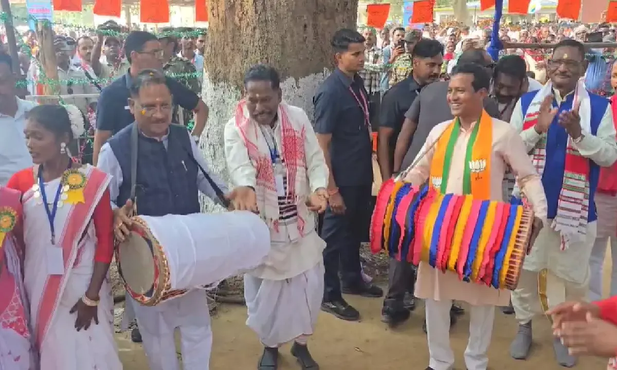 करमा महोत्सव में शामिल हुए सीएम साय : बोले- सोहराई जैसे पर्व हमारी पुरातन संस्कृति के प्रतीक करमा महोत्सव में शामिल हुए सीएम साय : बोले- सोहराई जैसे पर्व हमारी पुरातन संस्कृति के प्रतीक